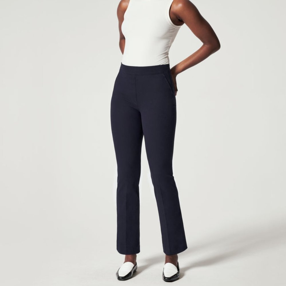 SPANX NWT On-the-Go Kick Flare Pant in Classic Navy S/P